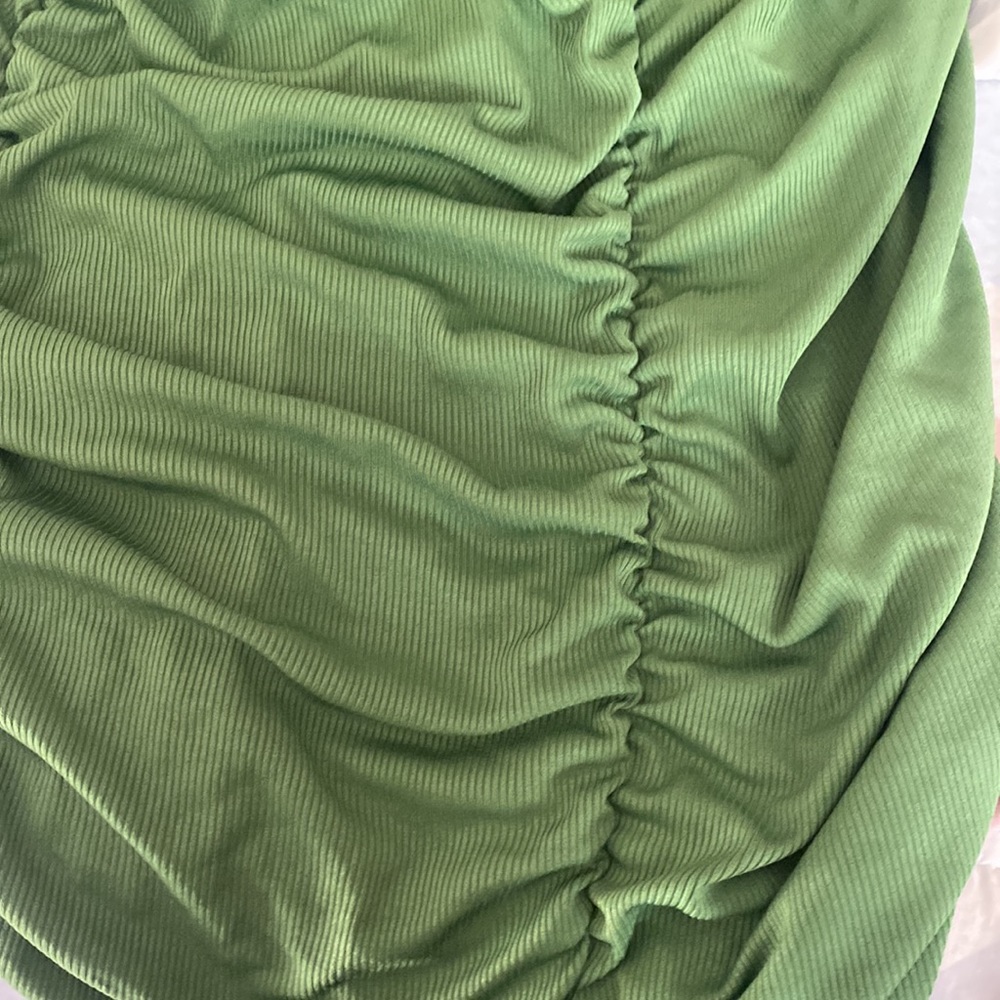 Dress - Picture 3 of 4